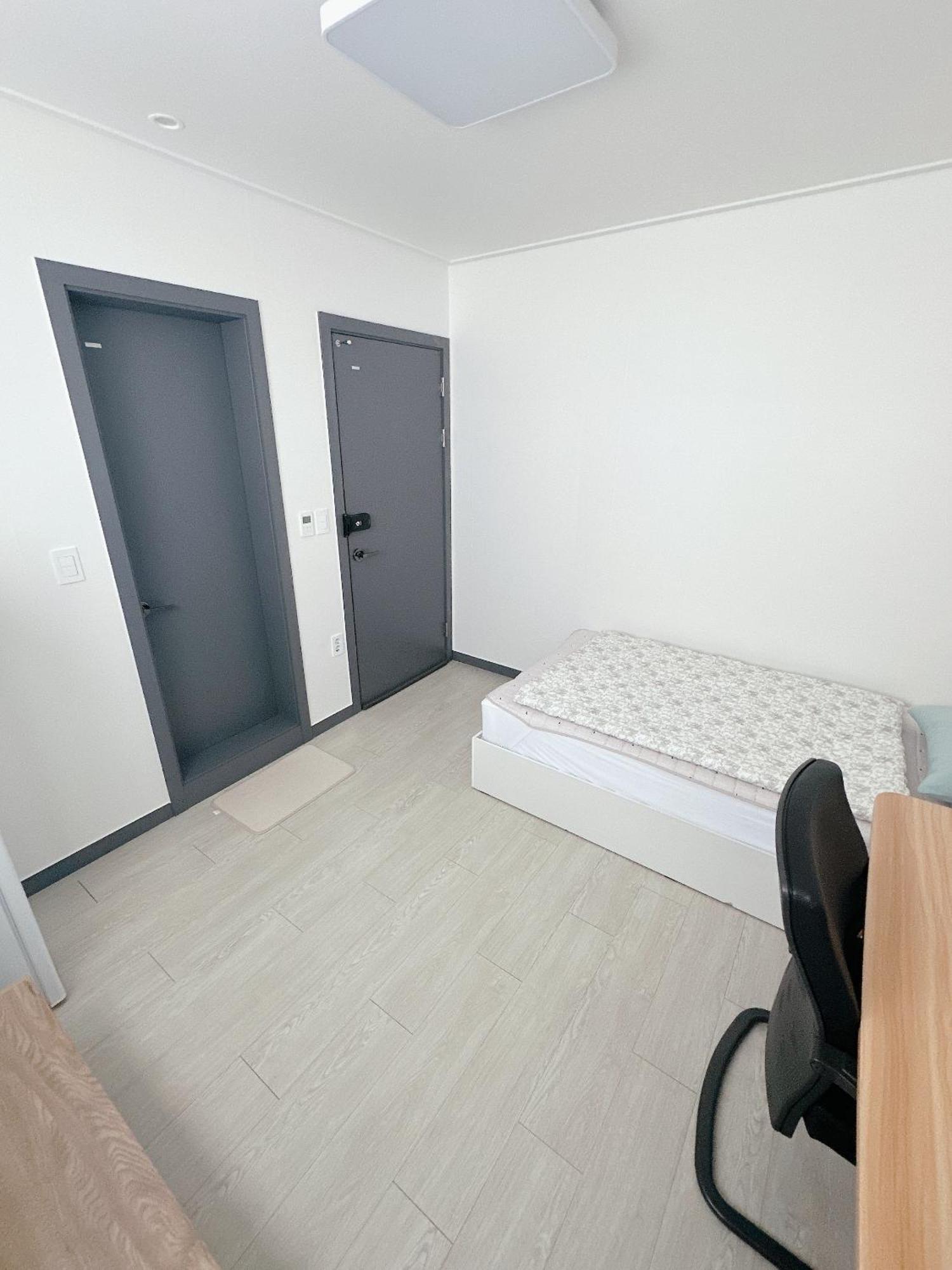 Hotel Yolo House Inchon Exterior foto